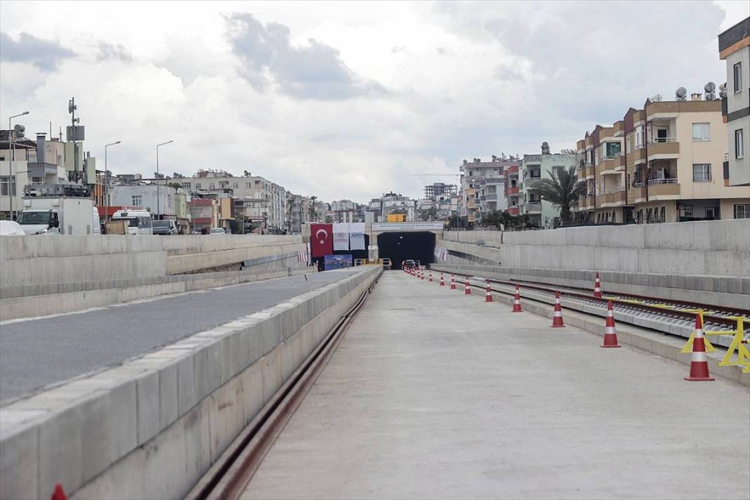 Saatte 200 kilometre hıza ulaşacak trenlerle iki şehir arası 2 saate düşecek 10